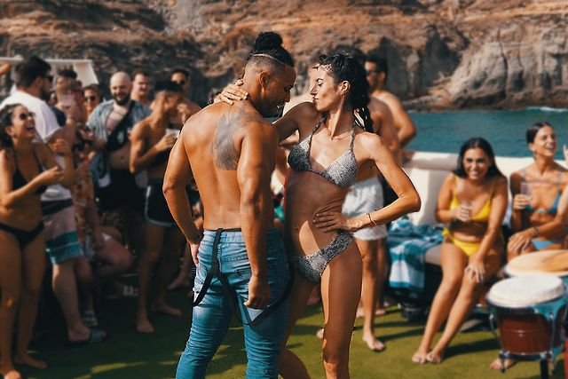 Llegó el momento de disfrutar🤪FOLLOW  @grancanariaboattrips .....#amorfoda #rhlm...